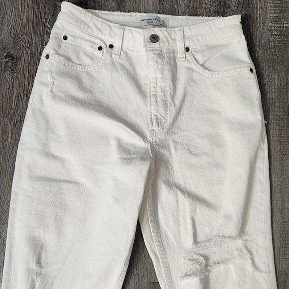 Abercrombie and Fitch The Mom High Rise Jeans Curve love - Picture 4 of 10